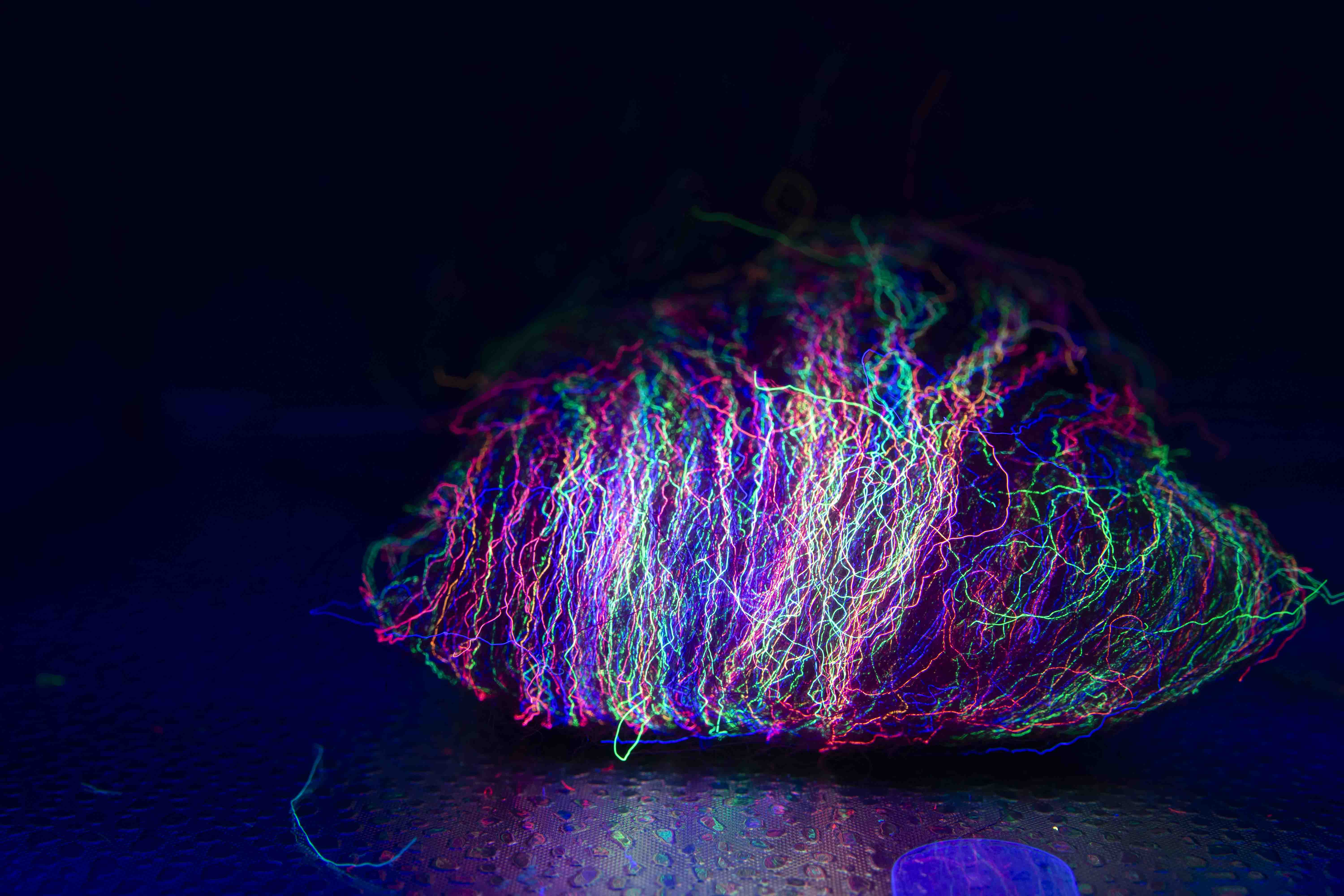 Nuclear streamer hair - violet