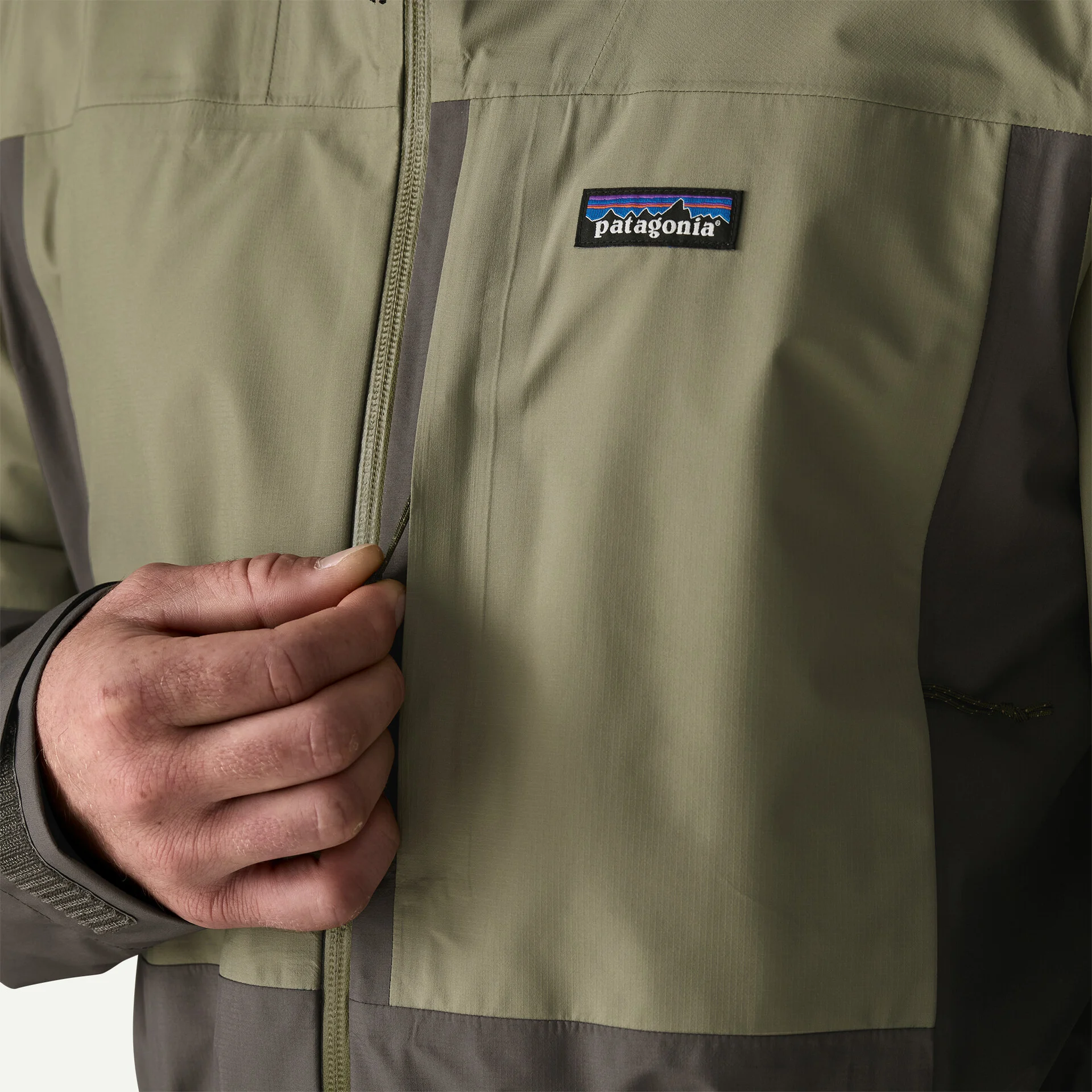 Patagonia Pánská bunda Boulder Fork Rain Jacket - Forge Grey w/River Rock Green, vel. M