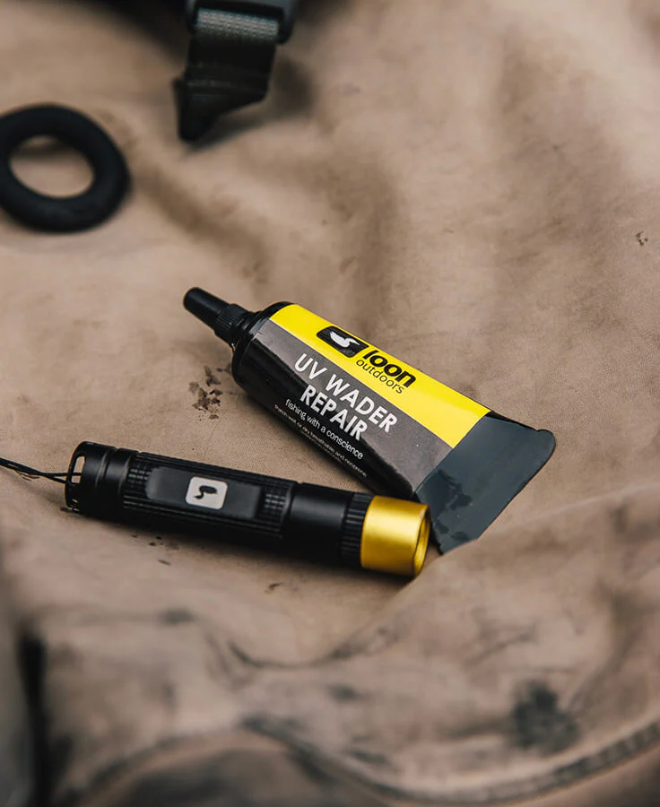 LOON Outdoors - UV baterka, Nano Light