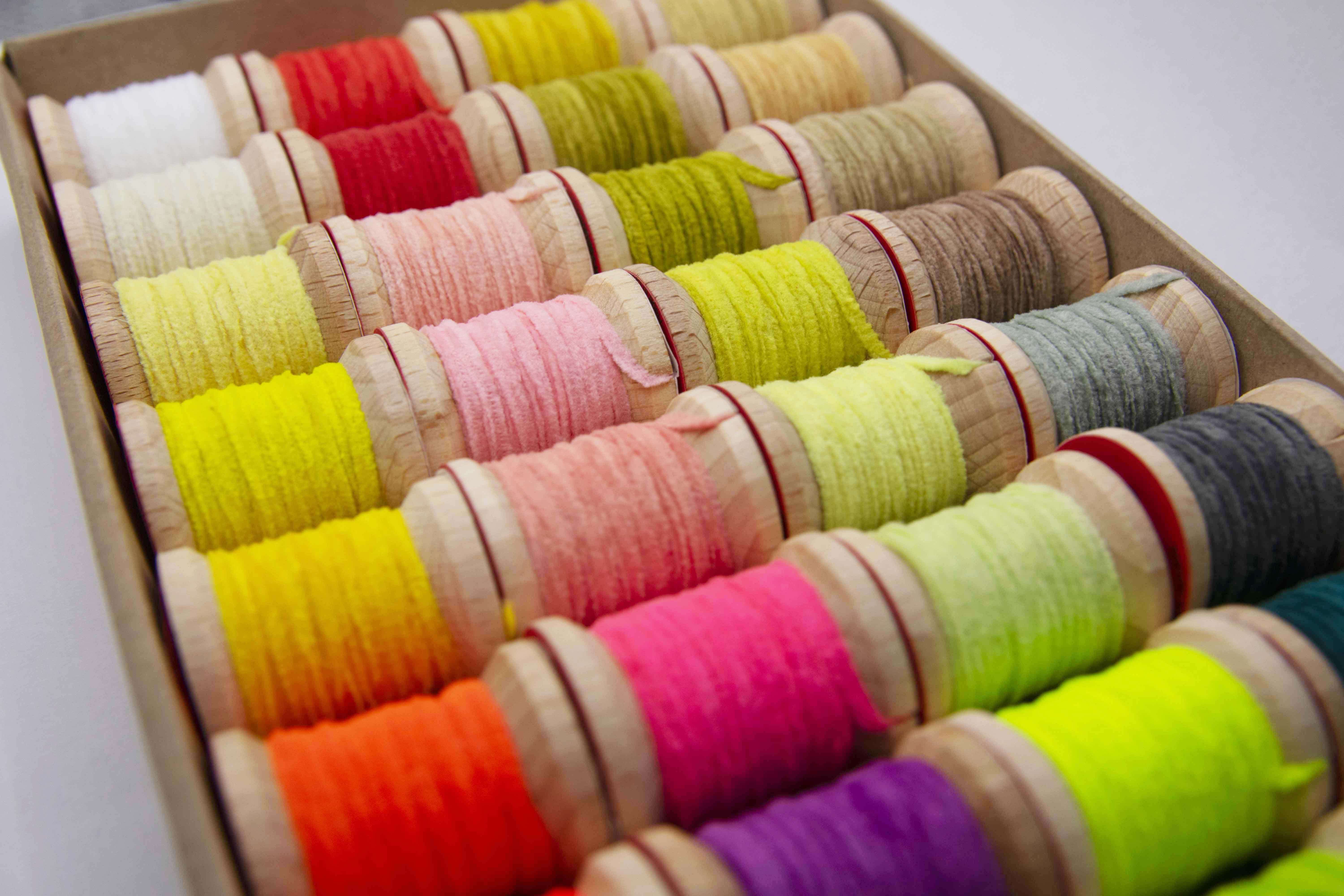 UV CHENILLE - sada 32 barev