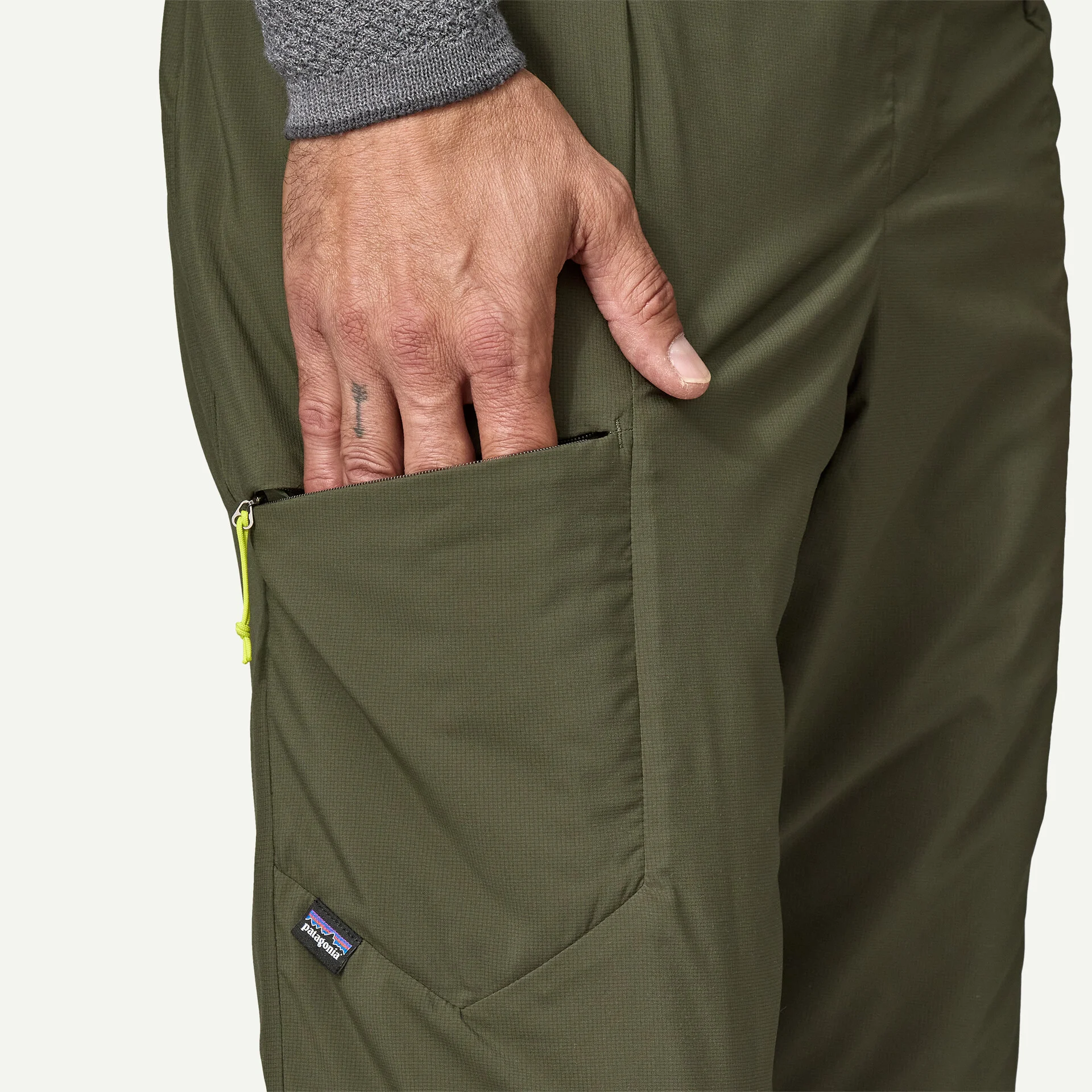 Patagonia Pánské kalhoty Nano-Air® Light Bottoms - Pine Needle Green, vel. M
