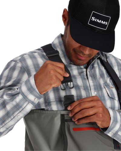 SIMMS Brodící kalhoty Freestone® Stockingfoot Smoke - vel. XL