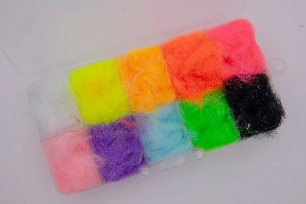 Neon UV dubbing - box 